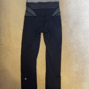 Lululemon Wunder Under crop size 2